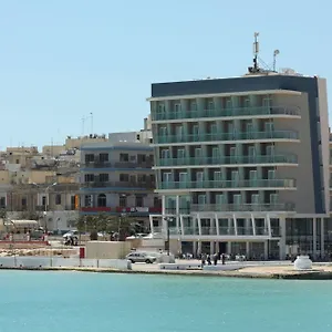 waters-edge.qawrahotelsmalta.org/